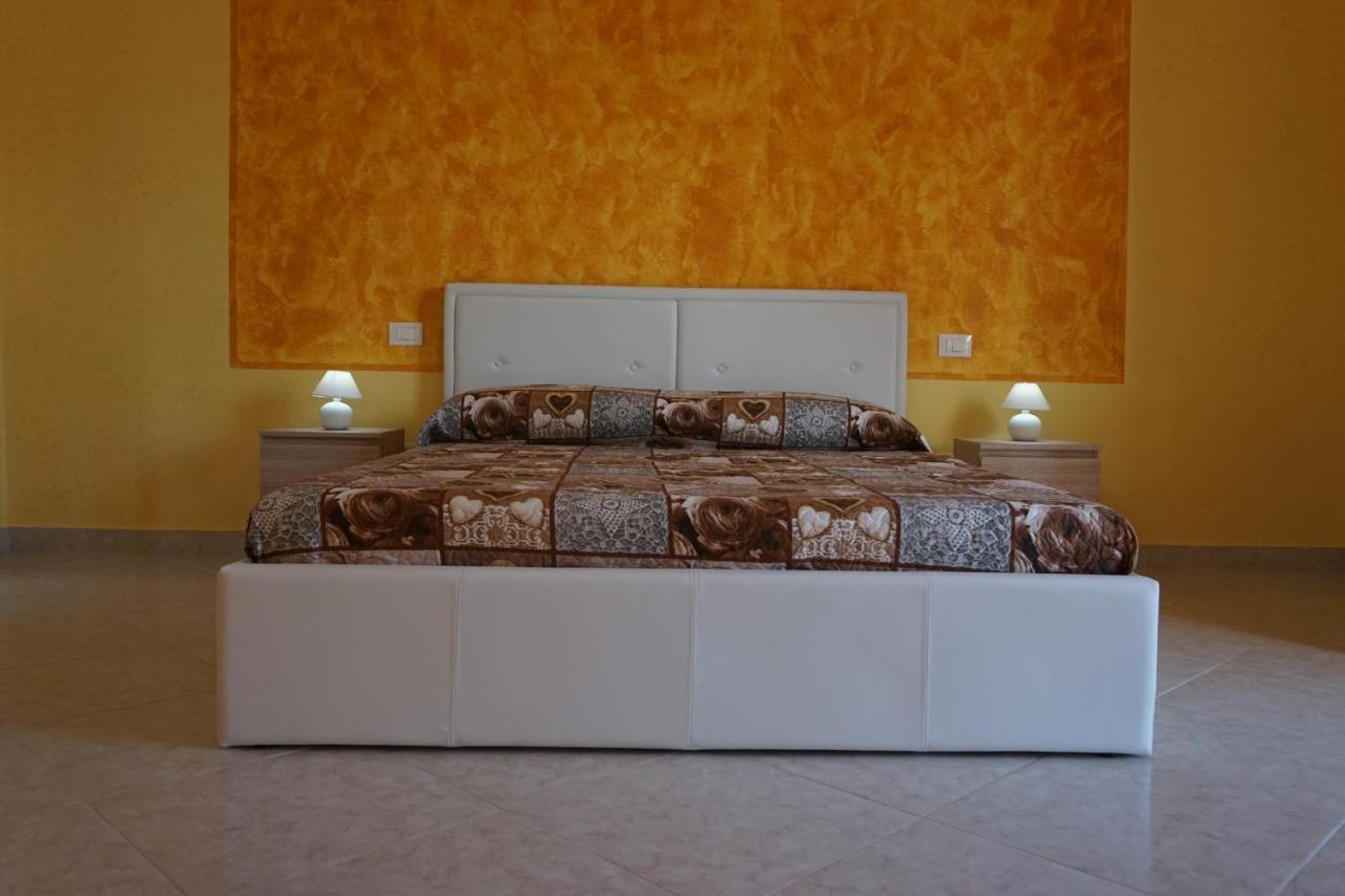 Villa Due Delfini Сиракуза Екстериор снимка