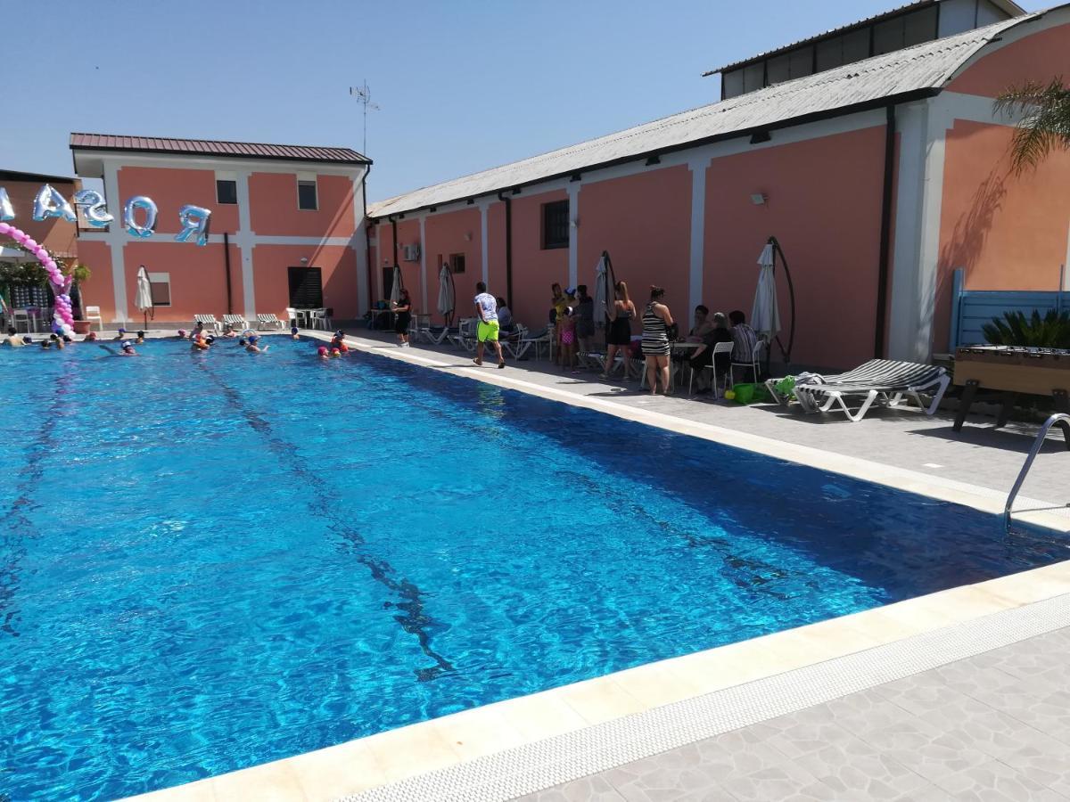 Villa Due Delfini Сиракуза Екстериор снимка